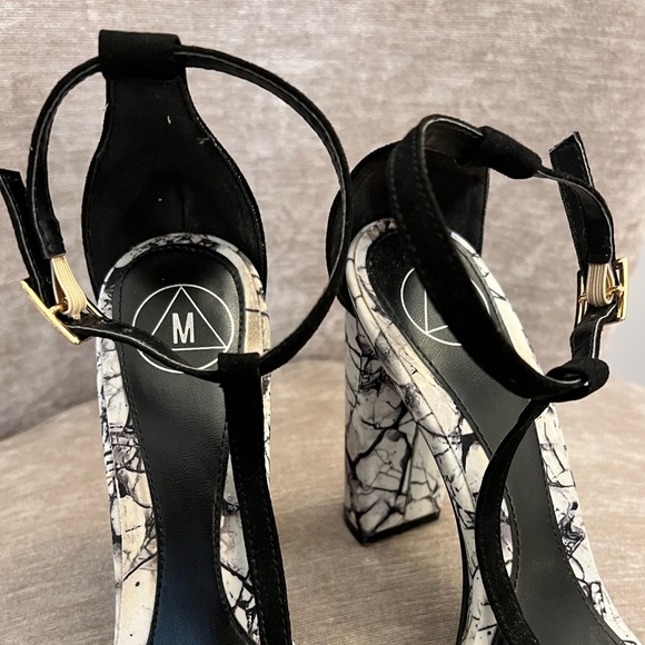 “Missguided” Marble Block Heeled Sandals - Picture 9 of 10